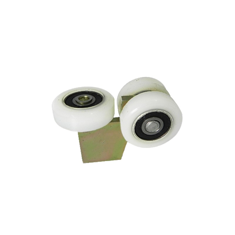 Rollenwagen mit 3 Rollen mit Flacheisen